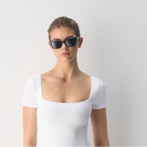 Aritzia Contour Squareneck Bodysuit XS White